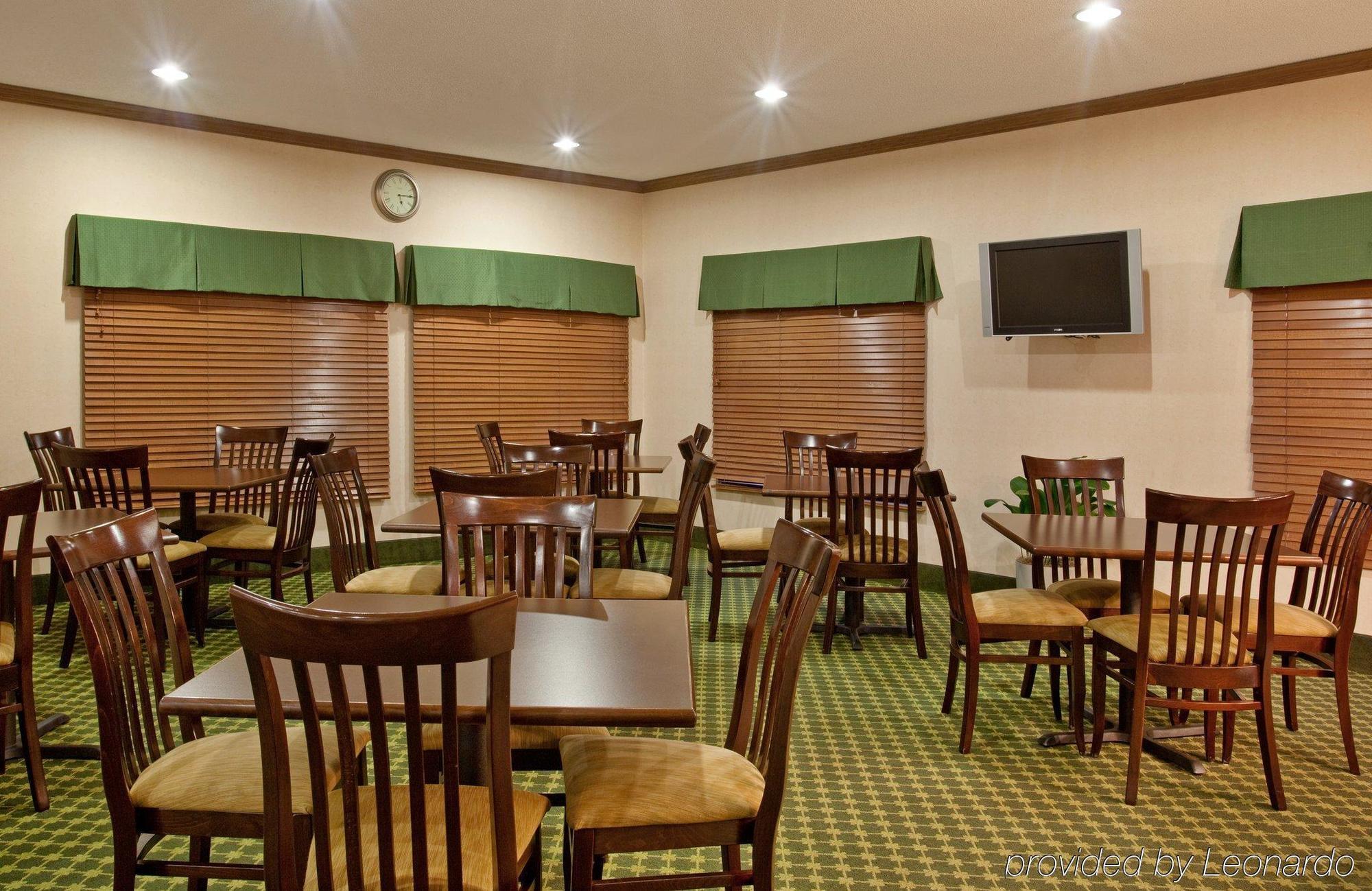 Baymont By Wyndham Merrillville Étterem fotó